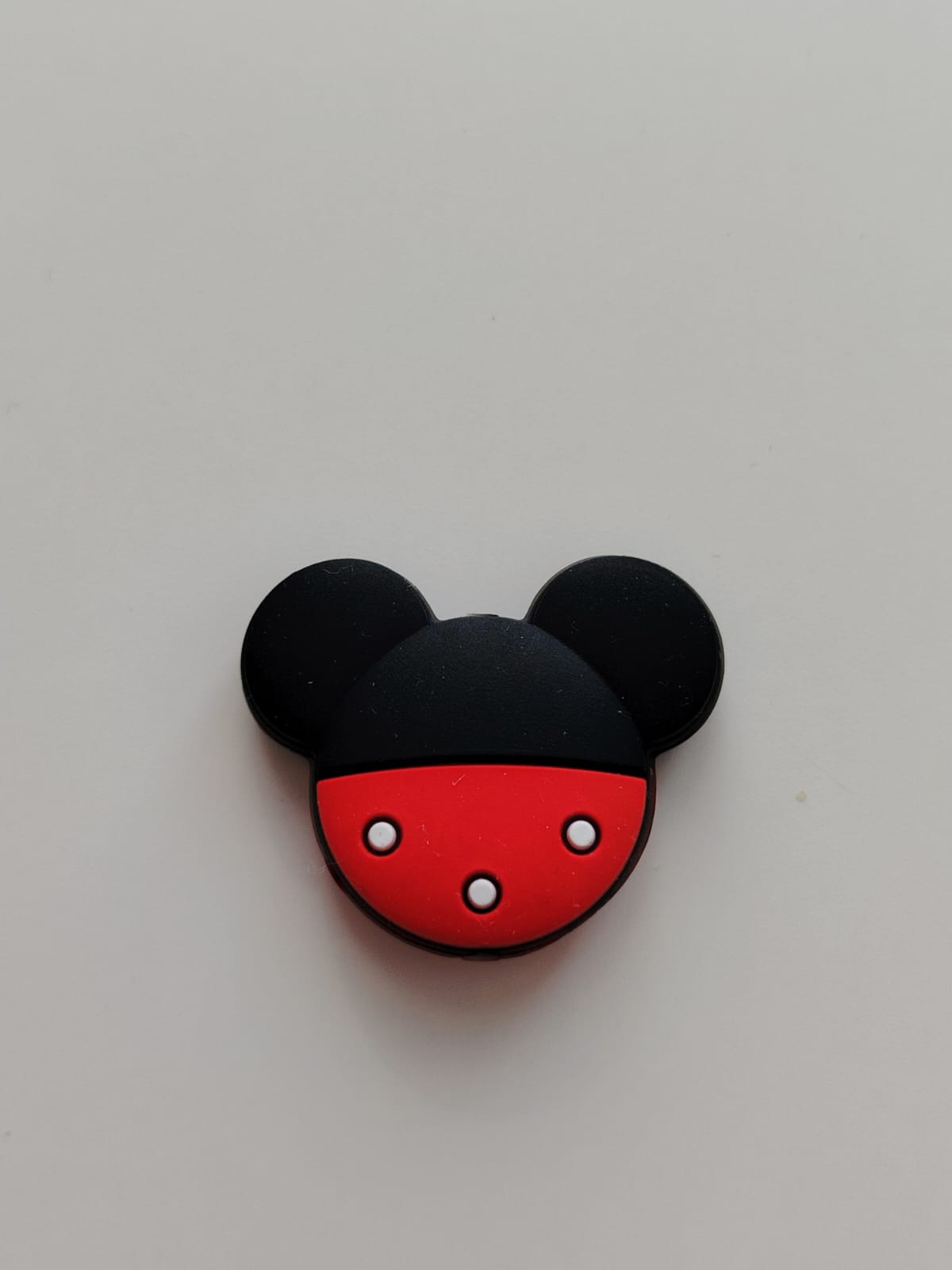 Charm vari